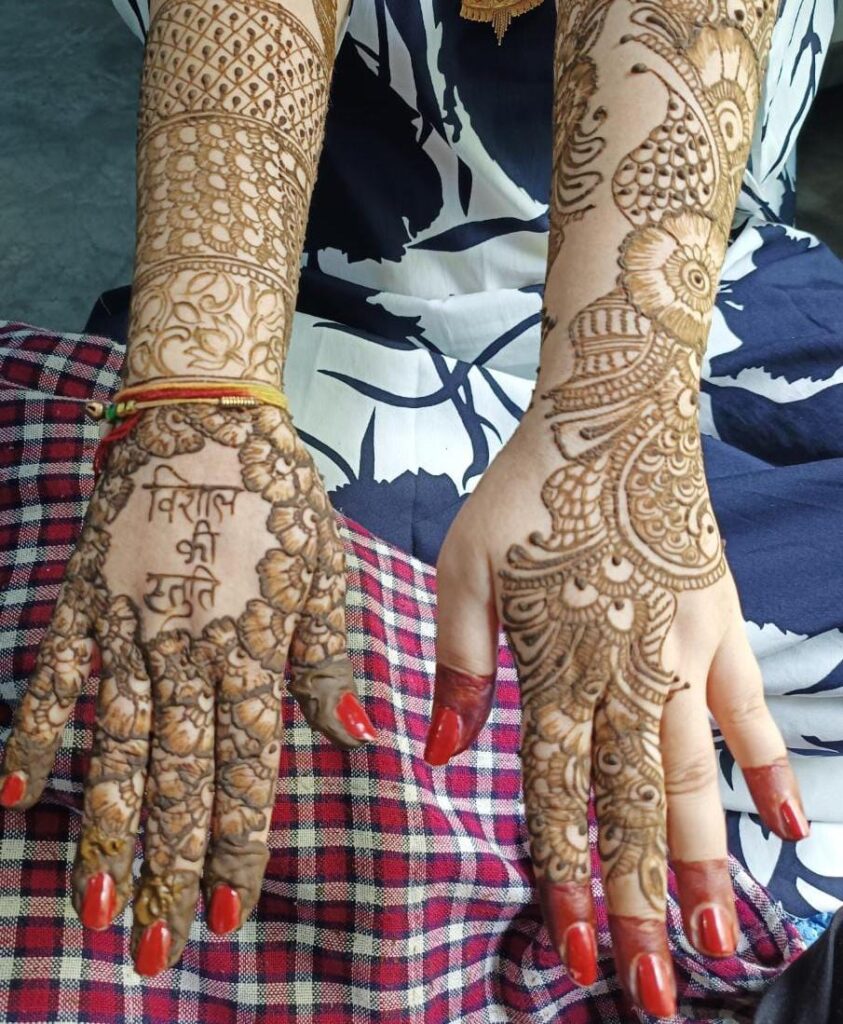 Madhu Bani Mehndi Design by the best Madhu Bani Mehndi Designer in Shivaji Nagar, Up